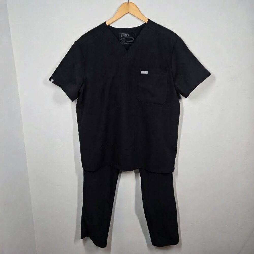 FIGS Technical Collection Black Scrub Set Top & Pants Sz M